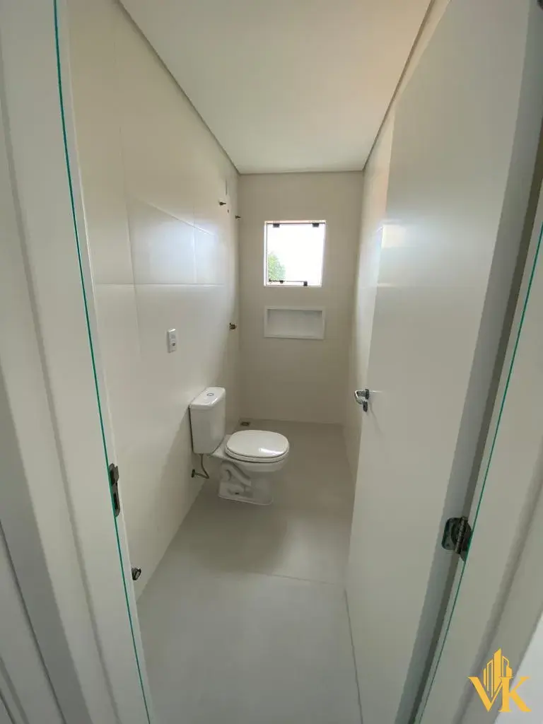 Apartamento Novo com Suíte, 2 Vagas e Sacada com Churrasqueira em Barra Velha (76m²)