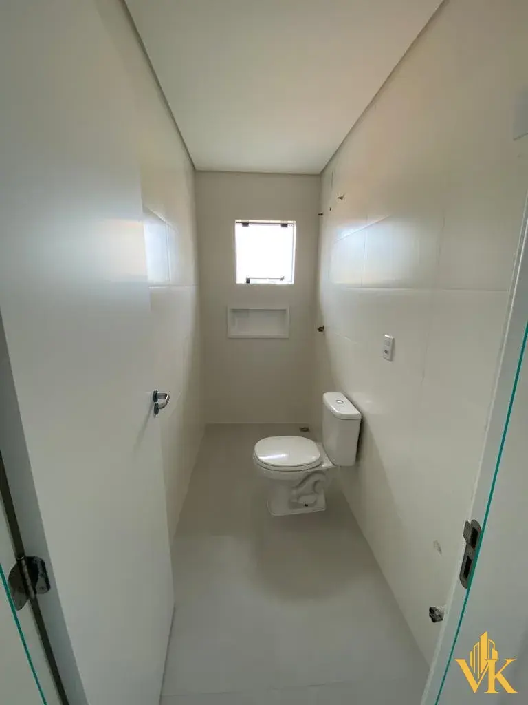 Apartamento Novo com Suíte, 2 Vagas e Sacada com Churrasqueira em Barra Velha (76m²)