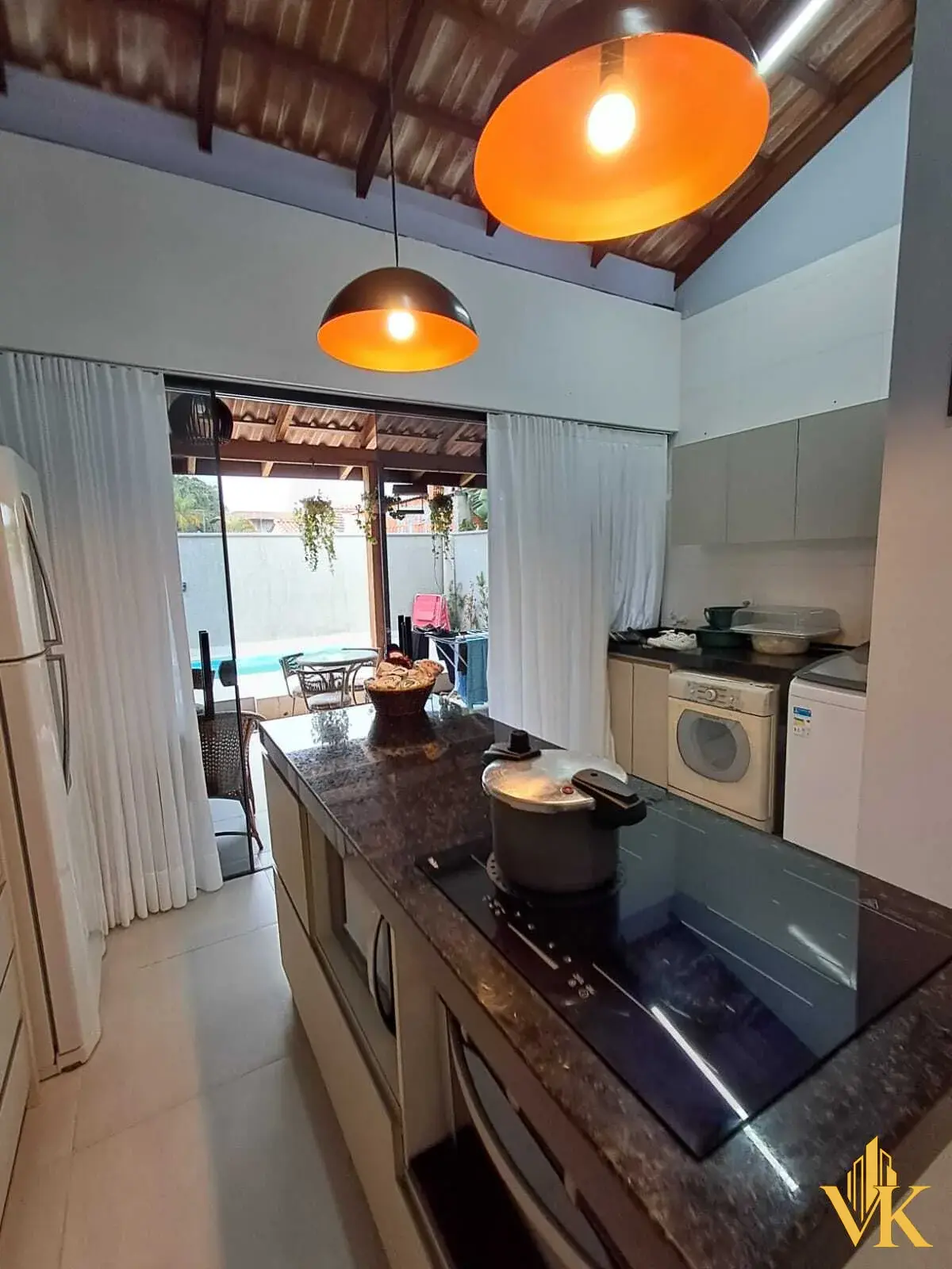 Casa Geminada com Piscina, Área Gourmet e Móveis Planejados em Barra Velha | 2 Quartos (1 Suíte)