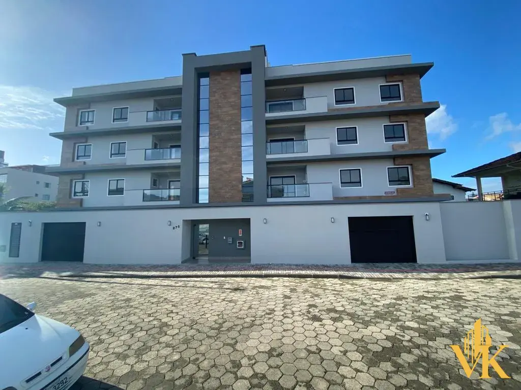 Apartamento Novo com Suíte, 2 Vagas e Sacada com Churrasqueira em Barra Velha (76m²)