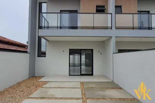 fachada moderna sobrado novo rua blumenau 500m praia