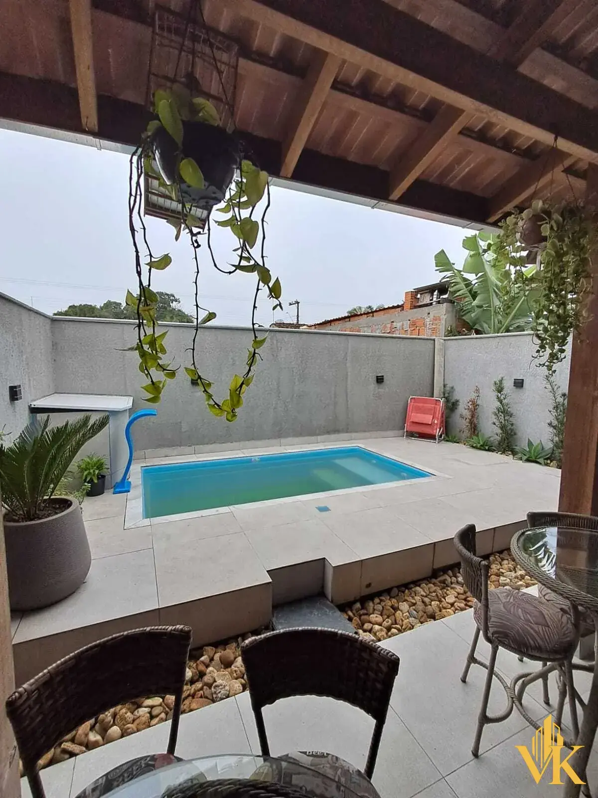 Casa Geminada com Piscina, Área Gourmet e Móveis Planejados em Barra Velha | 2 Quartos (1 Suíte)