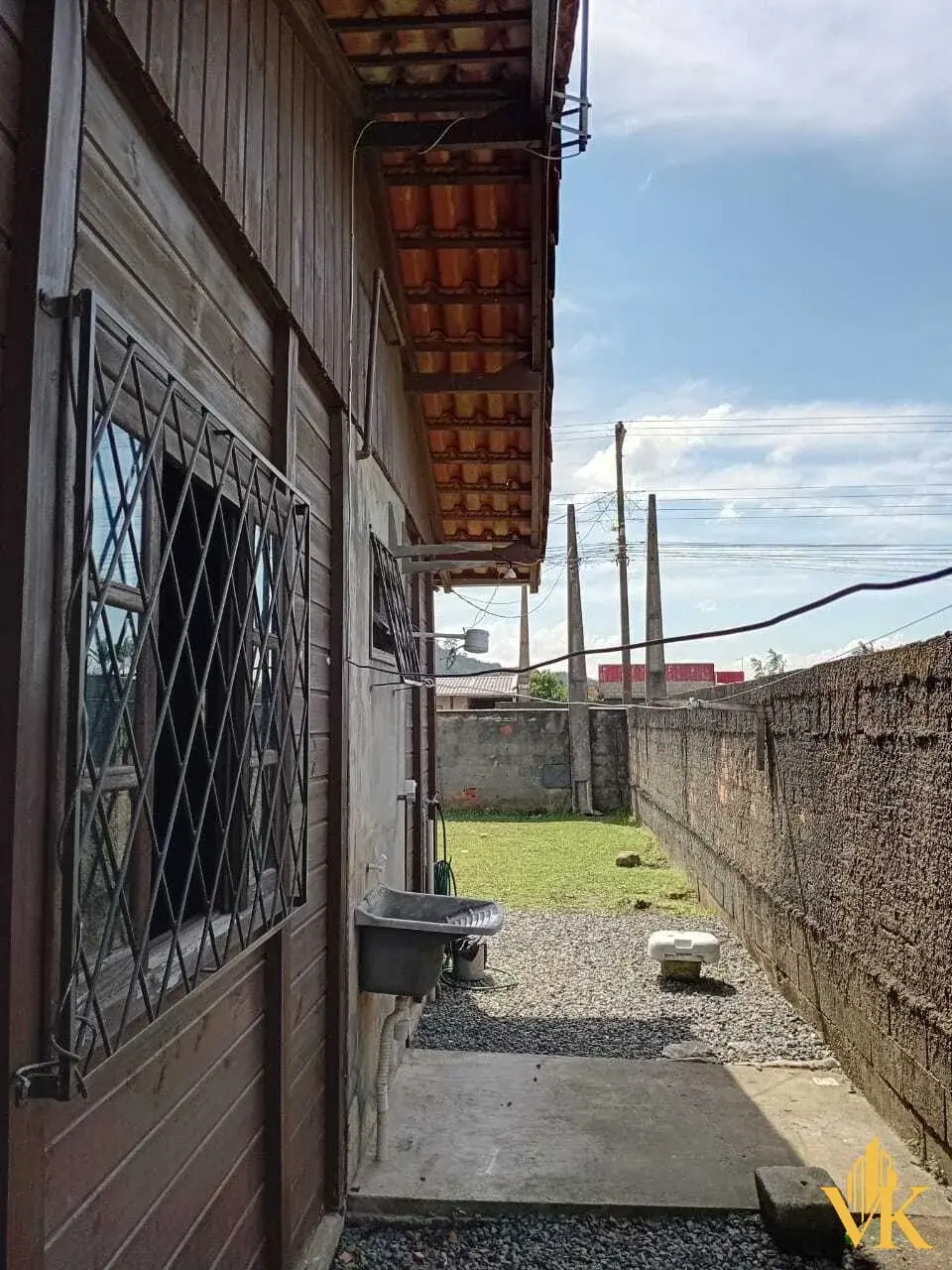 Casa Aconchegante de Madeira Tratada em Terreno de 300m² | Itajubá, Barra Velha por R$ 270 Mil