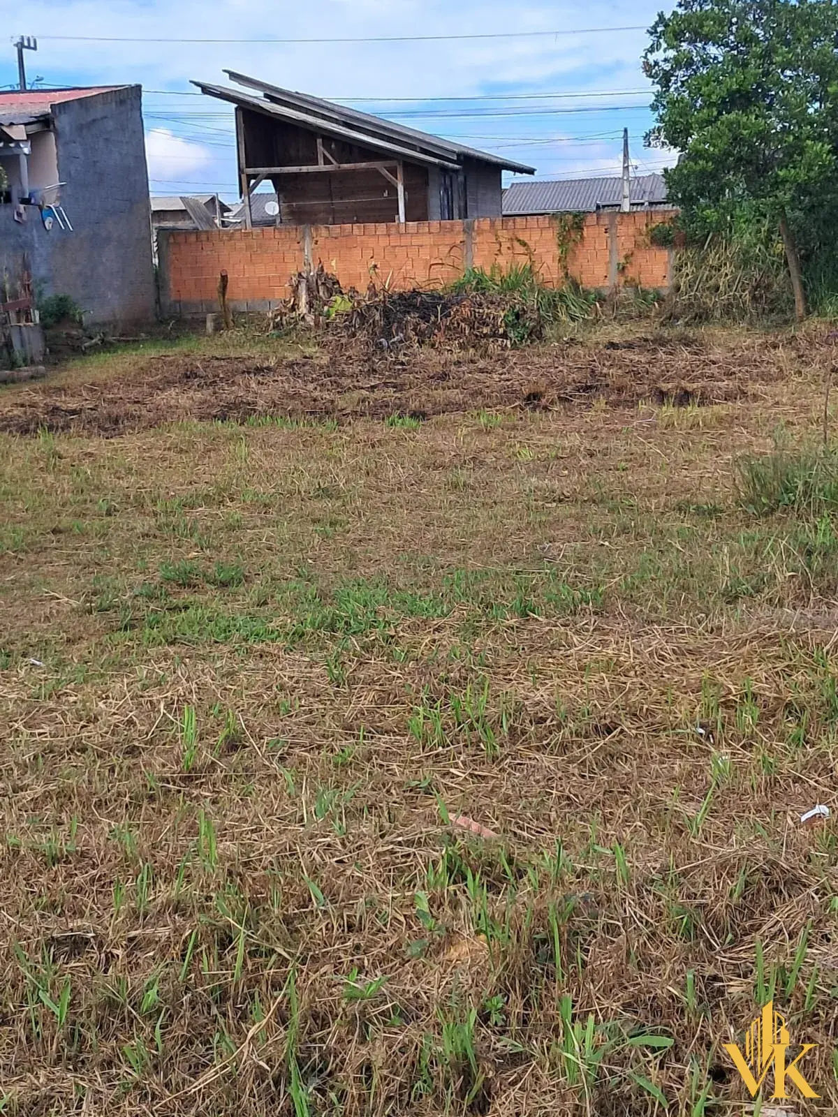 Terreno 300m² (12×25) Aceita Permuta e Veículo | Perto da Praia e Infraestrutura por R$ 210 Mil