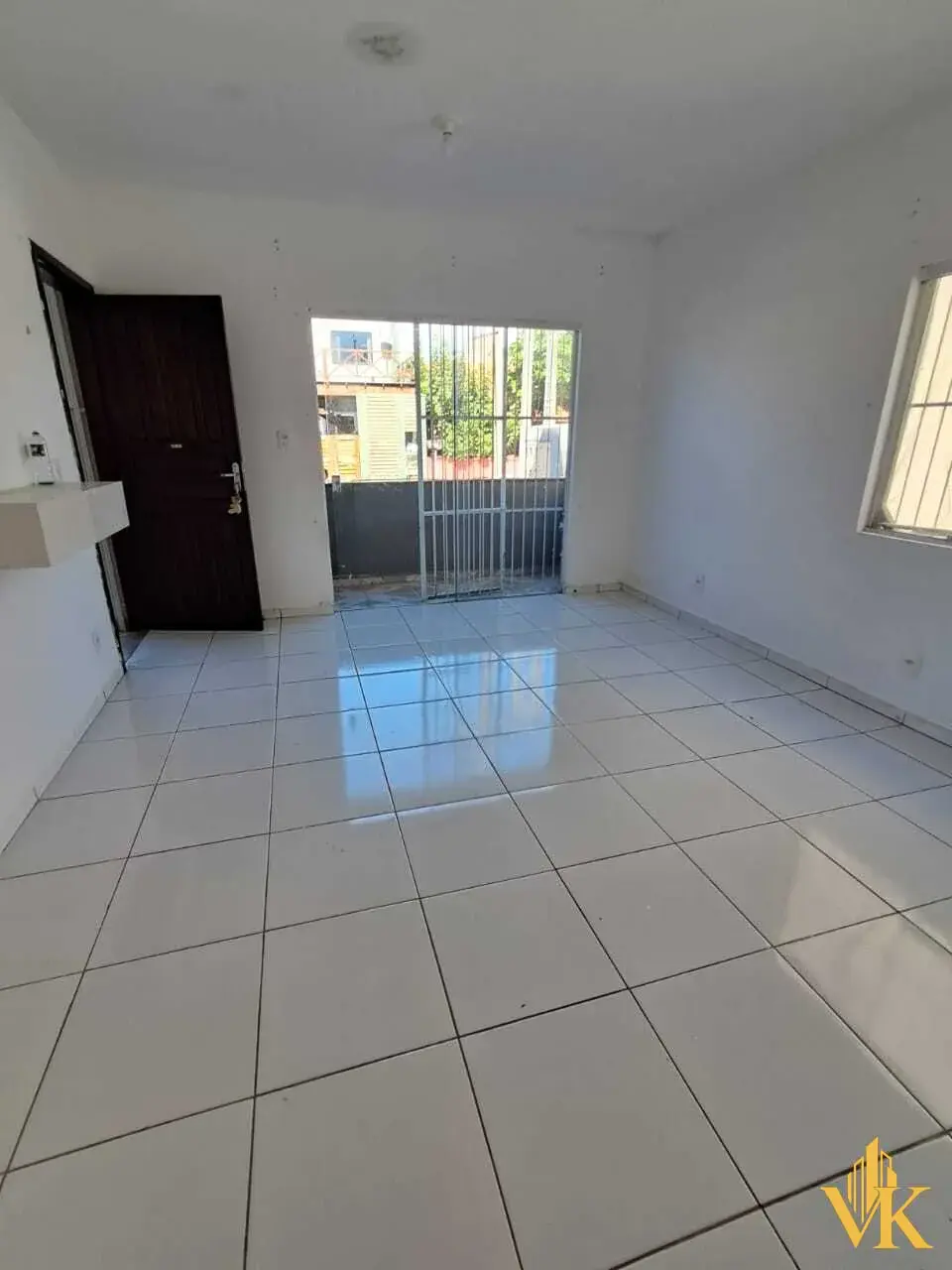 Apartamento Térreo 2 Quartos com Churrasqueira a 900m da Praia | R$ 300 Mil